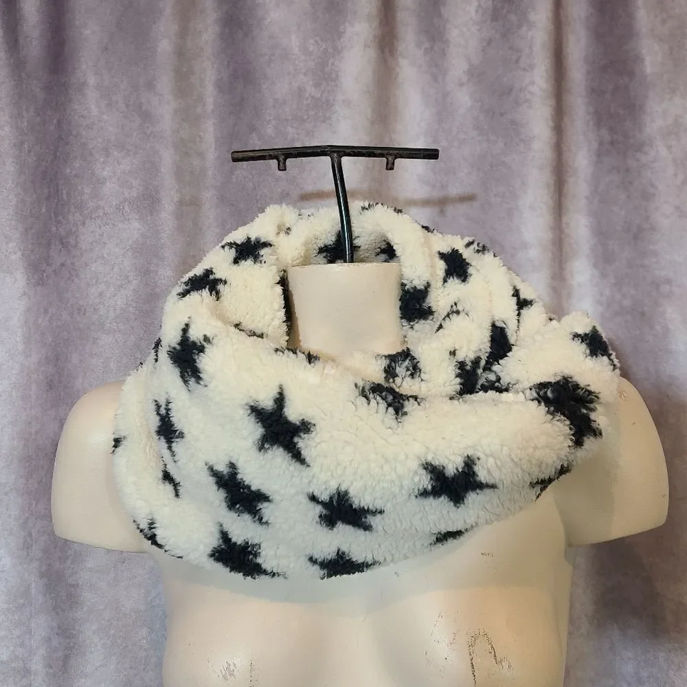 Jenni Black &‎ White Star Cotton Circle Loop Scarf